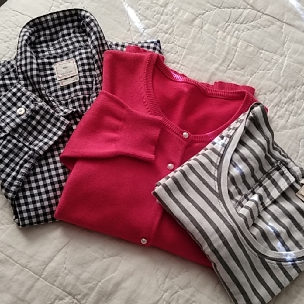 J Crew Scoop Neck Striped Tee Gap Long Sleeve Button Down Red Cardigan BUNDLE